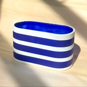 Navy stripe vase - white stripes